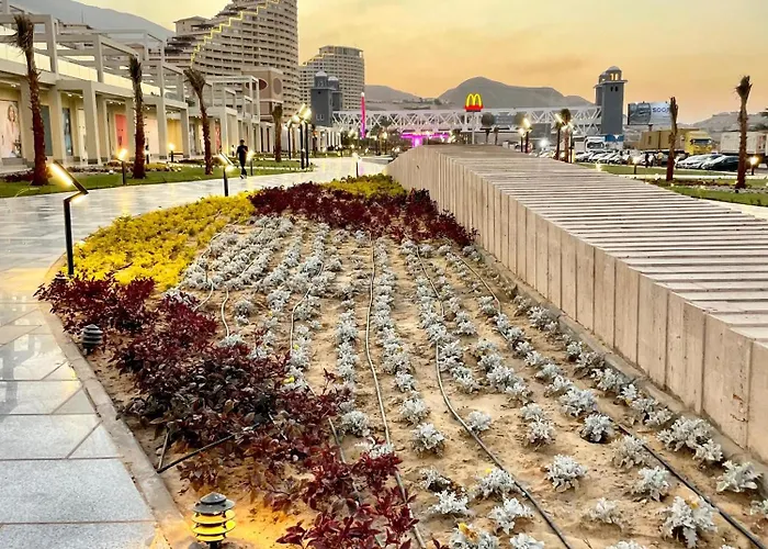 Excellent In Porto Sokhna Pyramids شاليه *